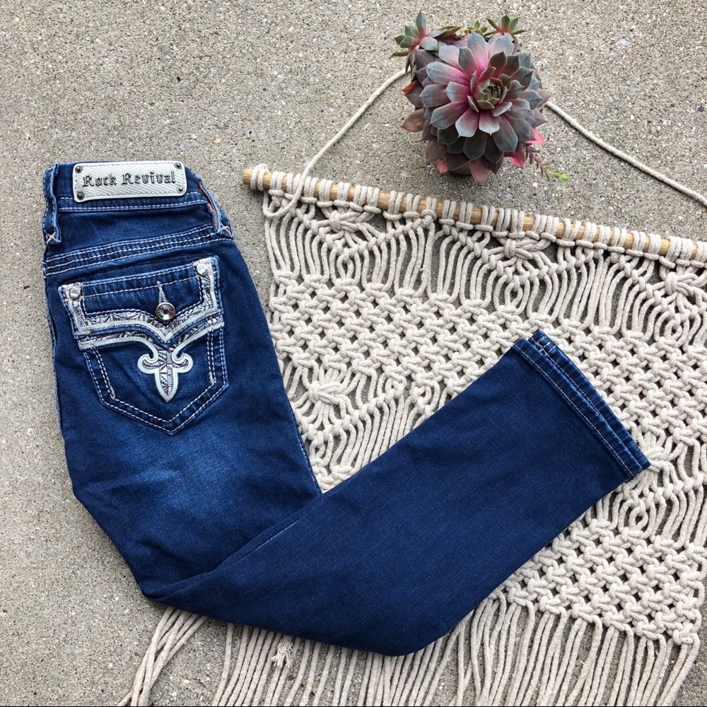 Rock Revival Cropped Jeans Size 25